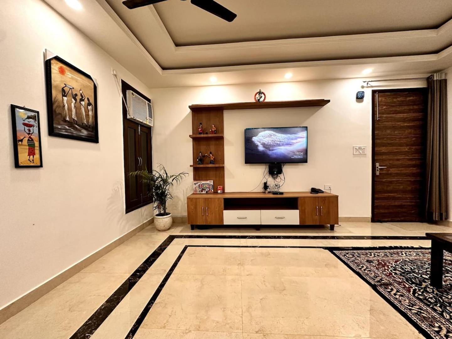 Villa Yoga Retreat At The Ganges In Rishīkesh Esterno foto